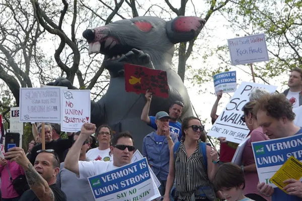 Scabby the Rat at Scott Walker Protest in 2019