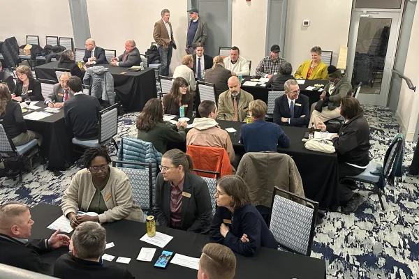 Union members and legislators discuss the issues.