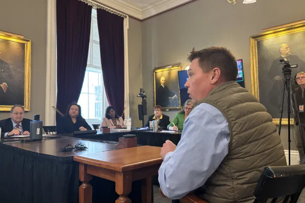 VT AFL CIO President Larry Moquin testifies at the House public hearing